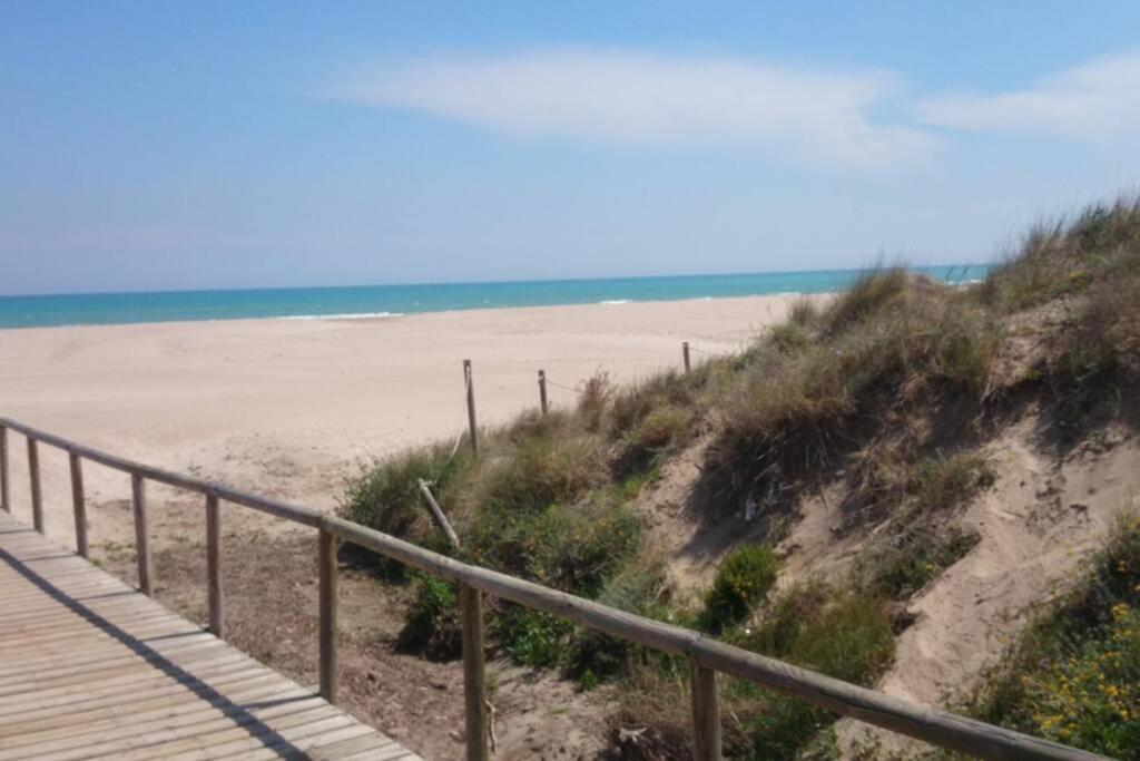 Uim Mediterraneo Poeta 5 Wifi Puerto de Sagunto Exterior photo